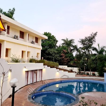 Arcus Villa - Swimming Pool/Ac/Luxurious Махабалешвар Екстер'єр фото